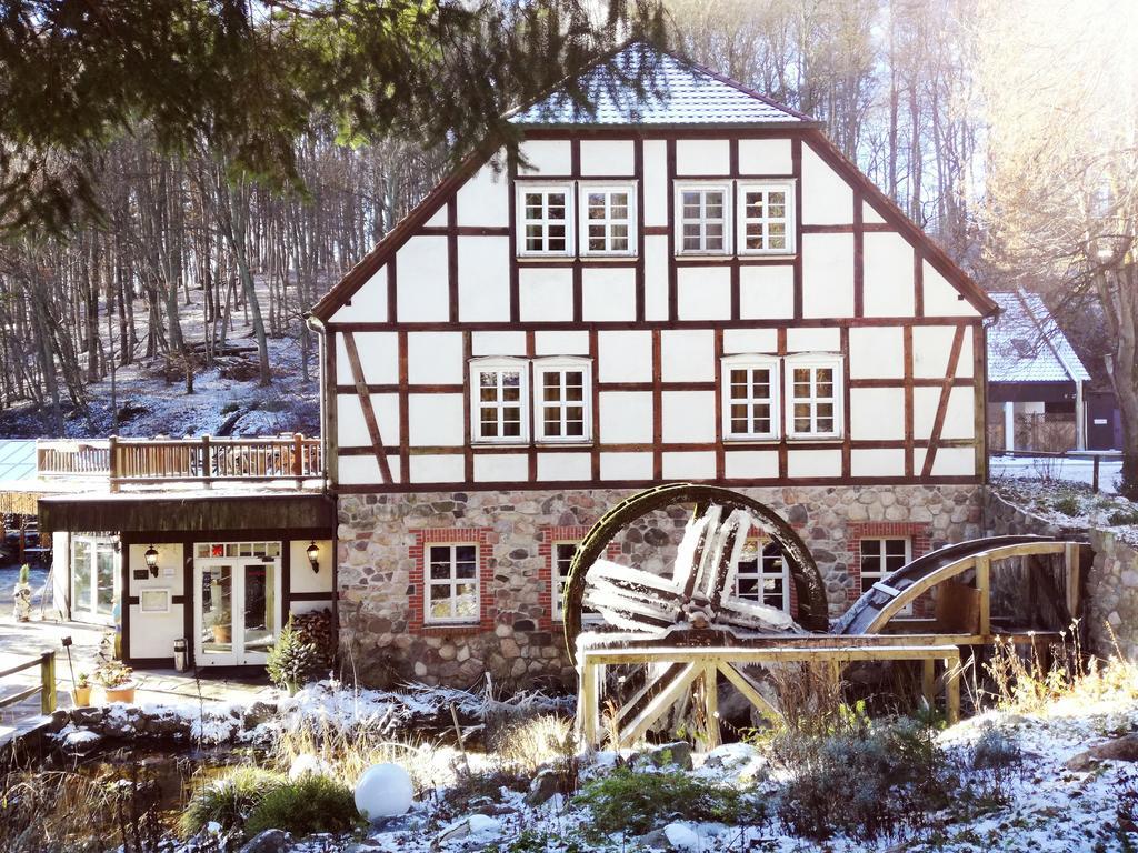 Hotel Boltenmuehle Guhlen Glienicke エクステリア 写真